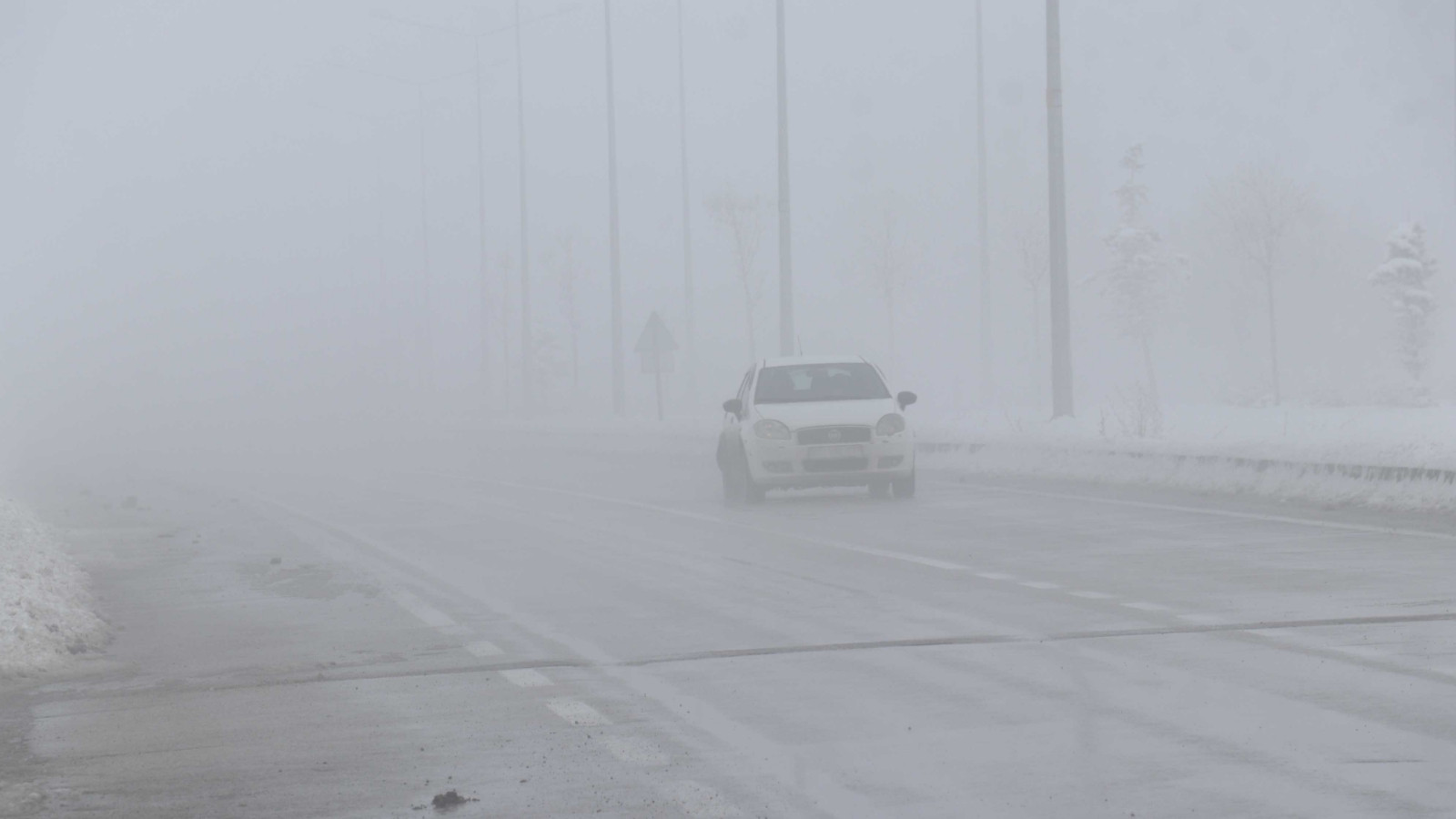 Meteoroloji'den kritik sis raporu: İstanbul dahil 48 ilde göz gözü görmeyecek