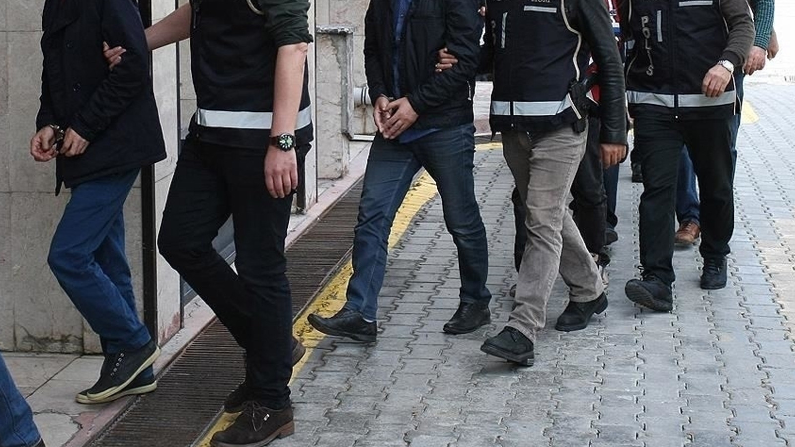 Ankara'da DEAŞ ve TKP/ML'ye operasyon: 13 şüpheli hakkında gözaltı kararı