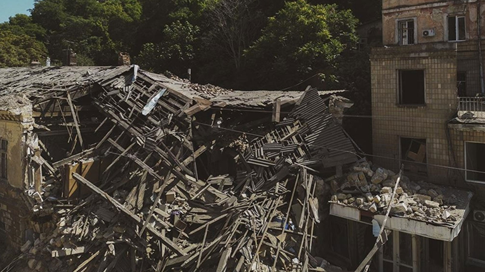 Rusya'dan Karadeniz kıyısındaki Odessa'ya saldırı: Çok sayıda ölü ve yaralı var
