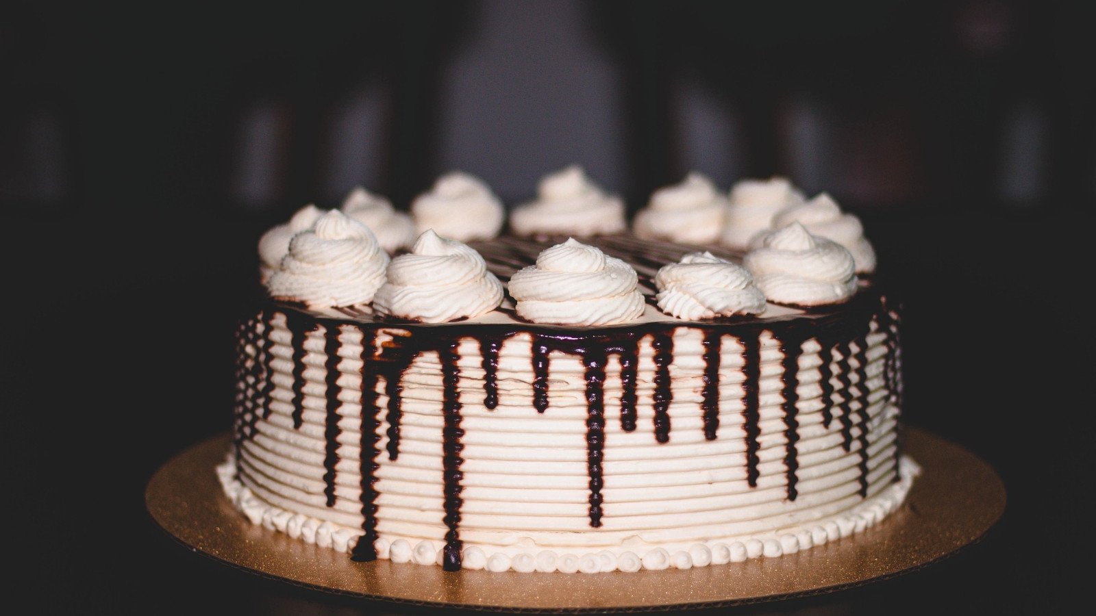 Doğum günü pastası can aldı: Pastane çalışanı 2 kişi gözaltında!