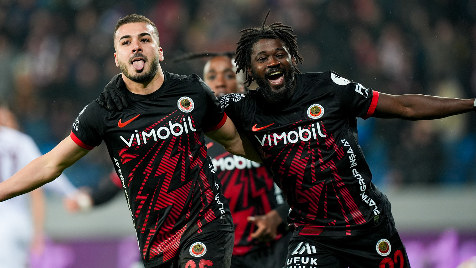 Süper Lig'de gol yağmuru! 7 gollü maçta Gençlerbirliği, Trabzonspor'u mağlup etti