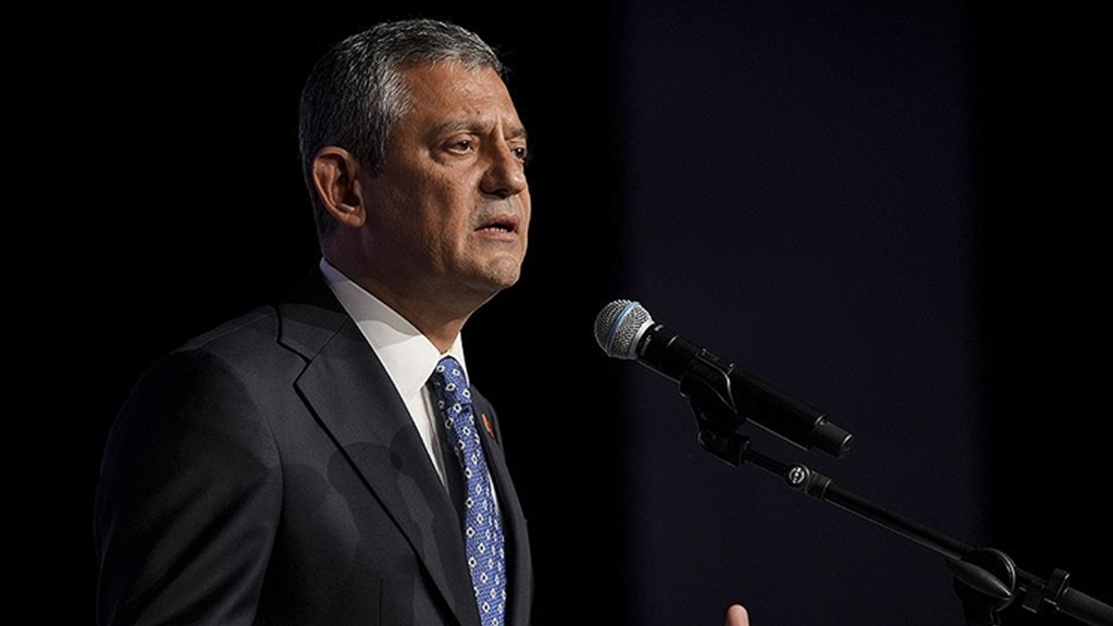 CHP Genel Başkanı Özel'den yeni asgari ücrete tepki