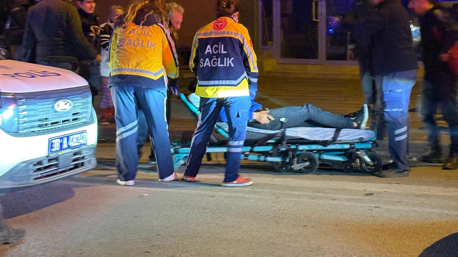 Köpek yüzünden çıkan kavgada 1 kişi bıçakla yaralandı