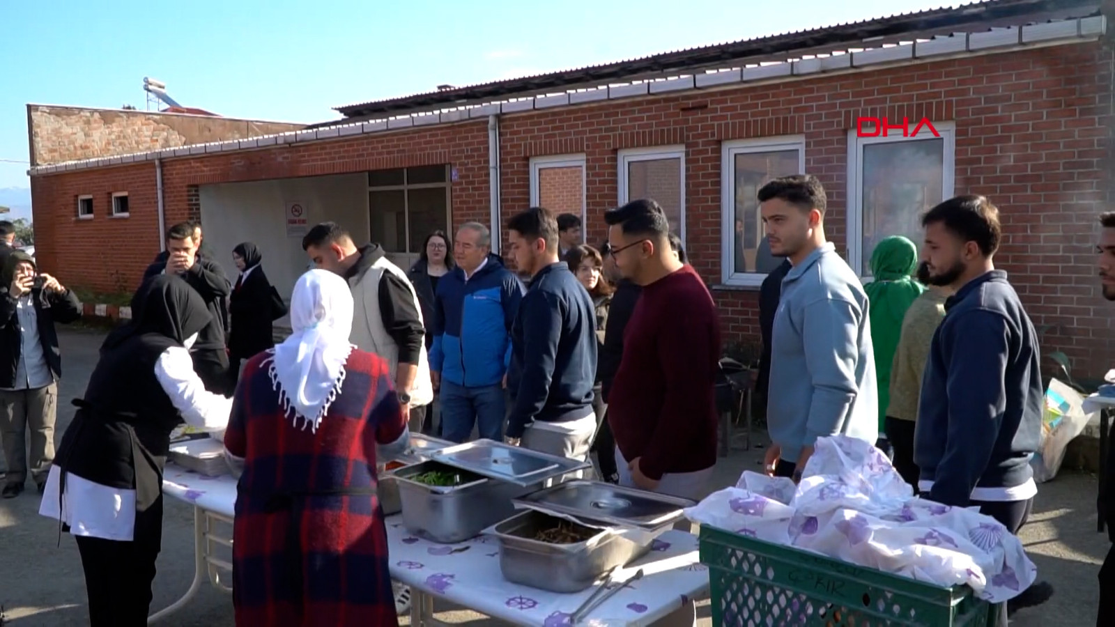 Rize'de Recep Tayyip Erdoğan Üniversitesi’nde hamsi şenliği