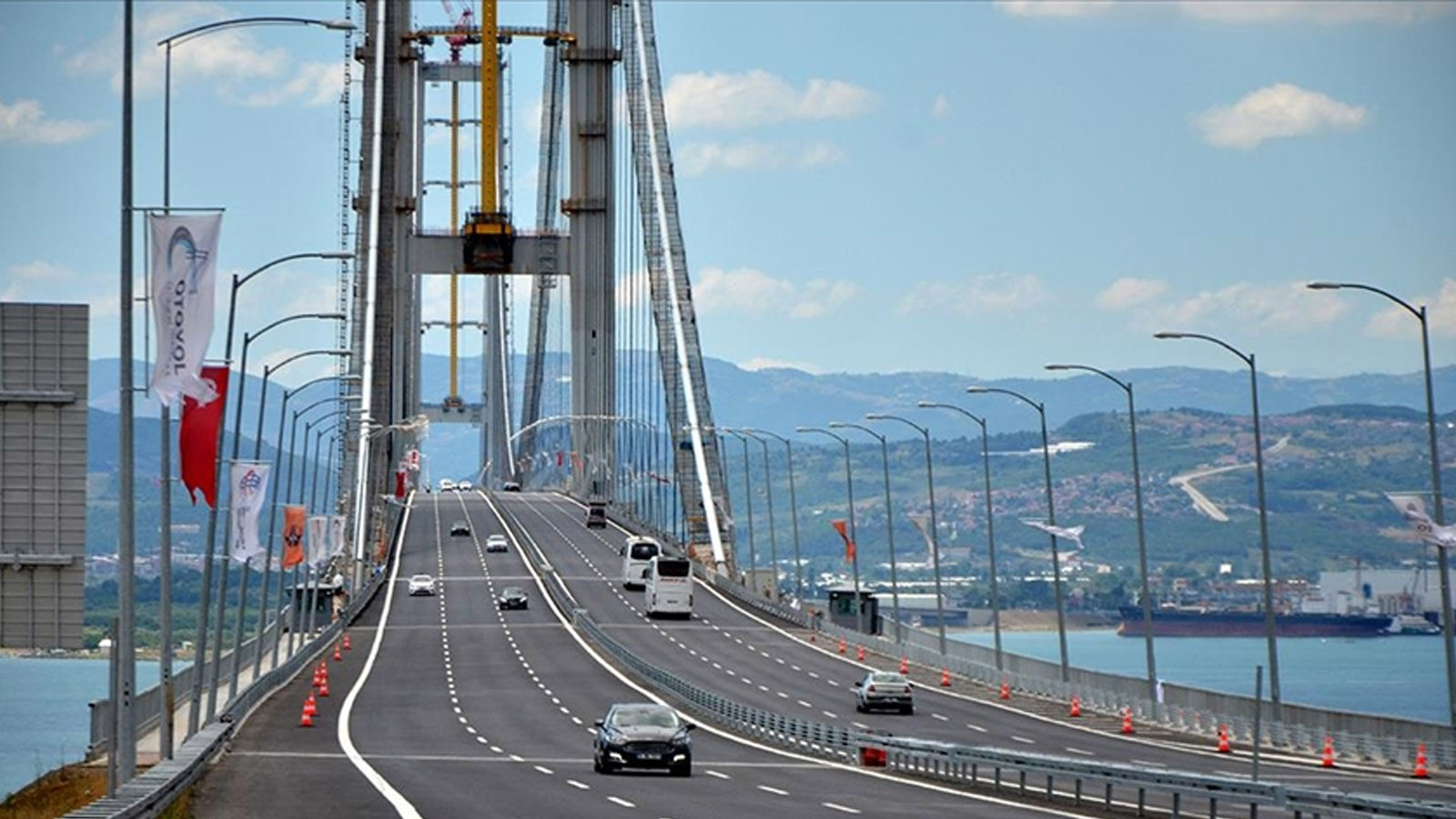 Bakan Uraloğlu'ndan köprü ve otoyol ücretlerine ilişkin açıklama