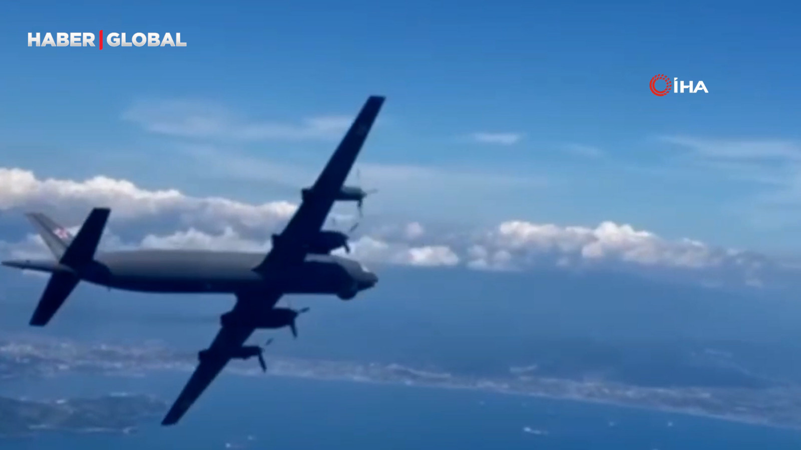 Ukrayna, Rus deniz devriye uçağını vurduğu anları paylaştı