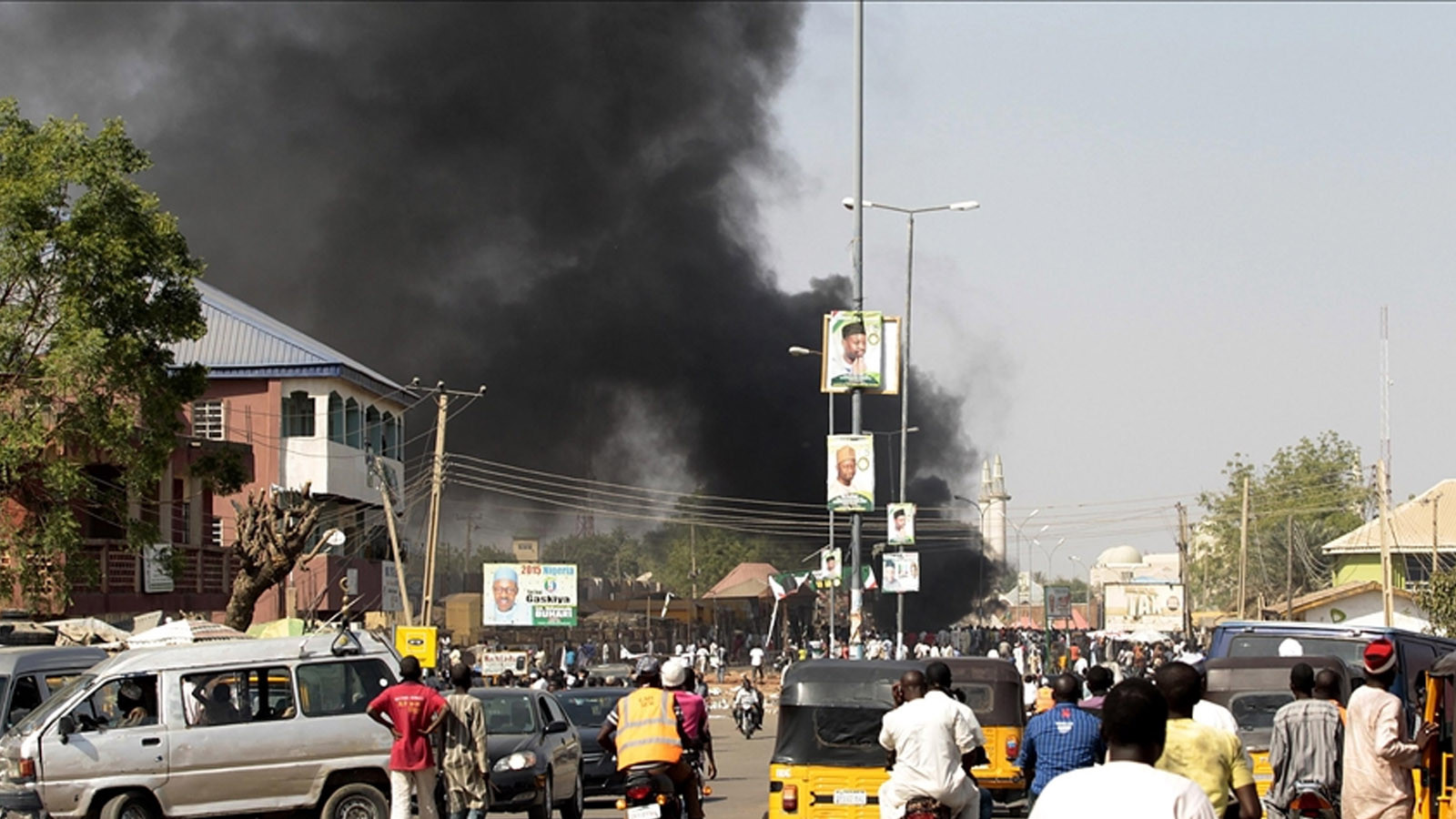 Nijerya'da camide intihar saldırısı: 5 ölü, 35 yaralı