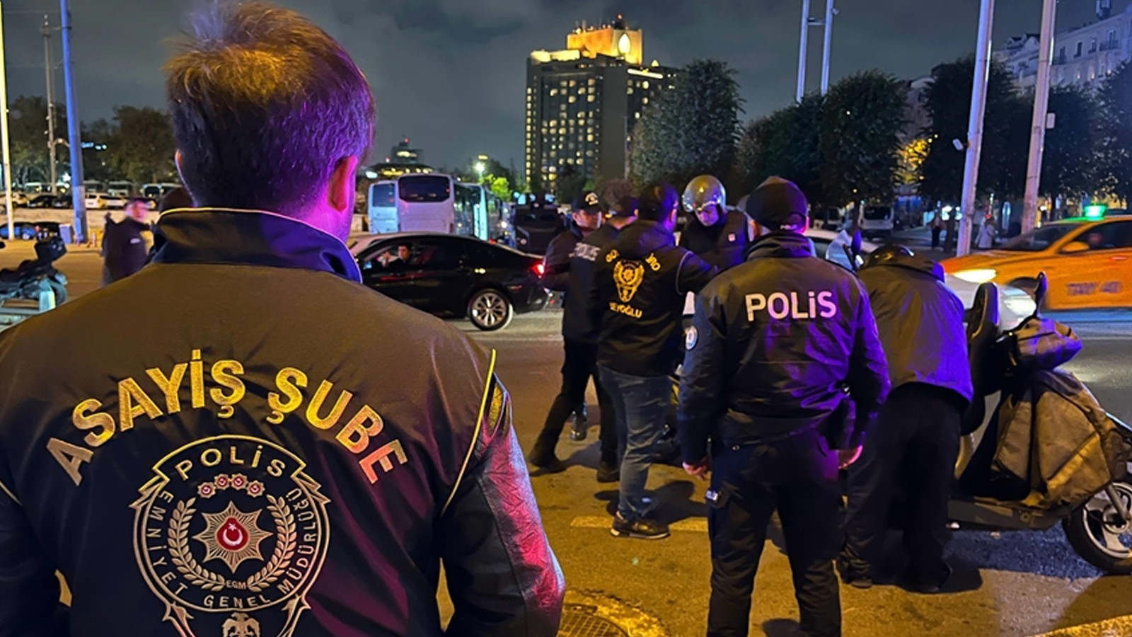 "Huzur İstanbul" uygulamasında 979 kişi yakalandı