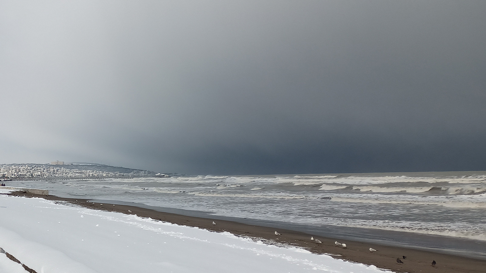 Karadeniz’de fırtına alarmı