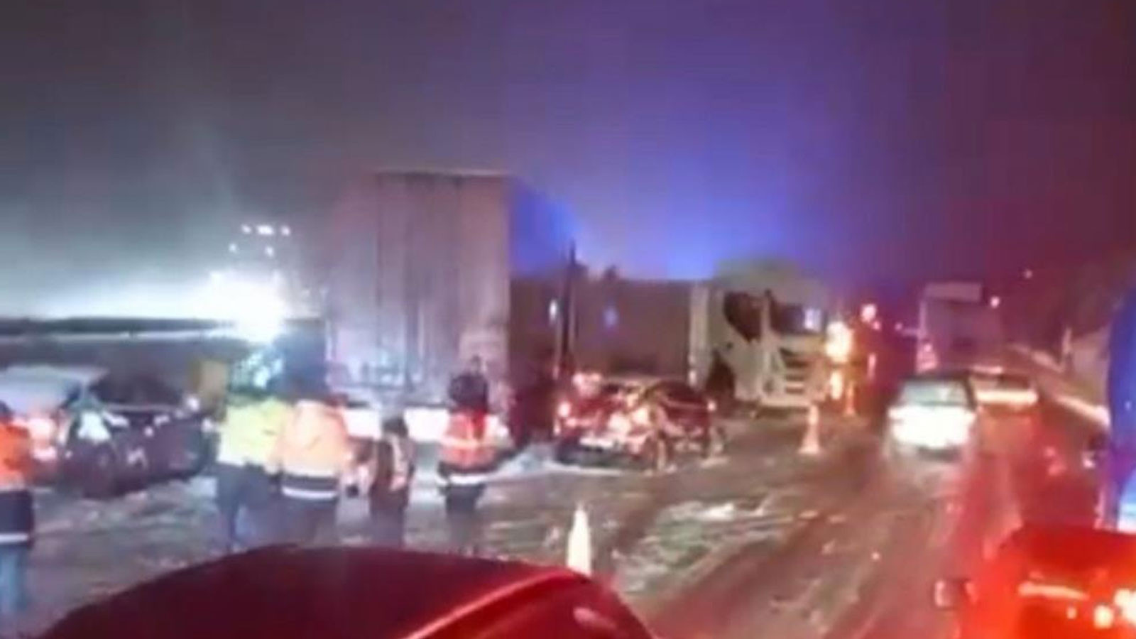 Bolu Dağı Tüneli çıkışında zincirleme kaza: 6 araç birbirine girdi