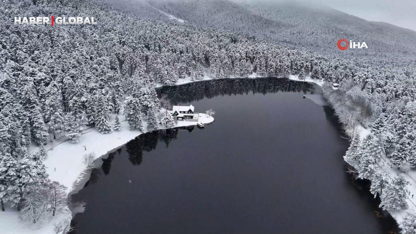 Bolu’nun incisi Gölcük Tabiat Parkı beyaza büründü