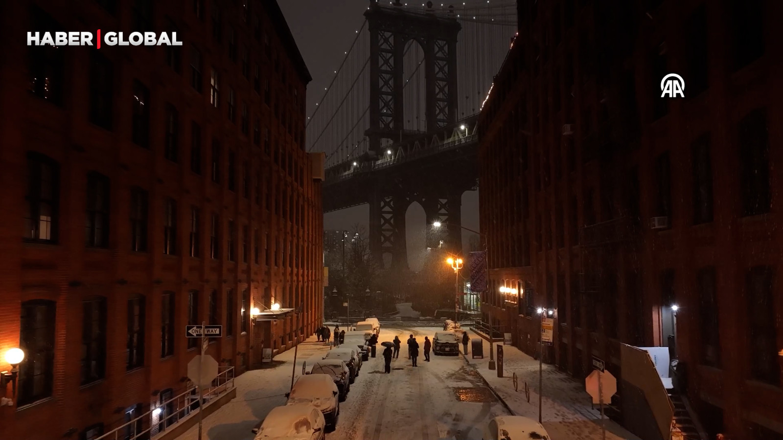 New York'ta kar fırtınası etkili oluyor