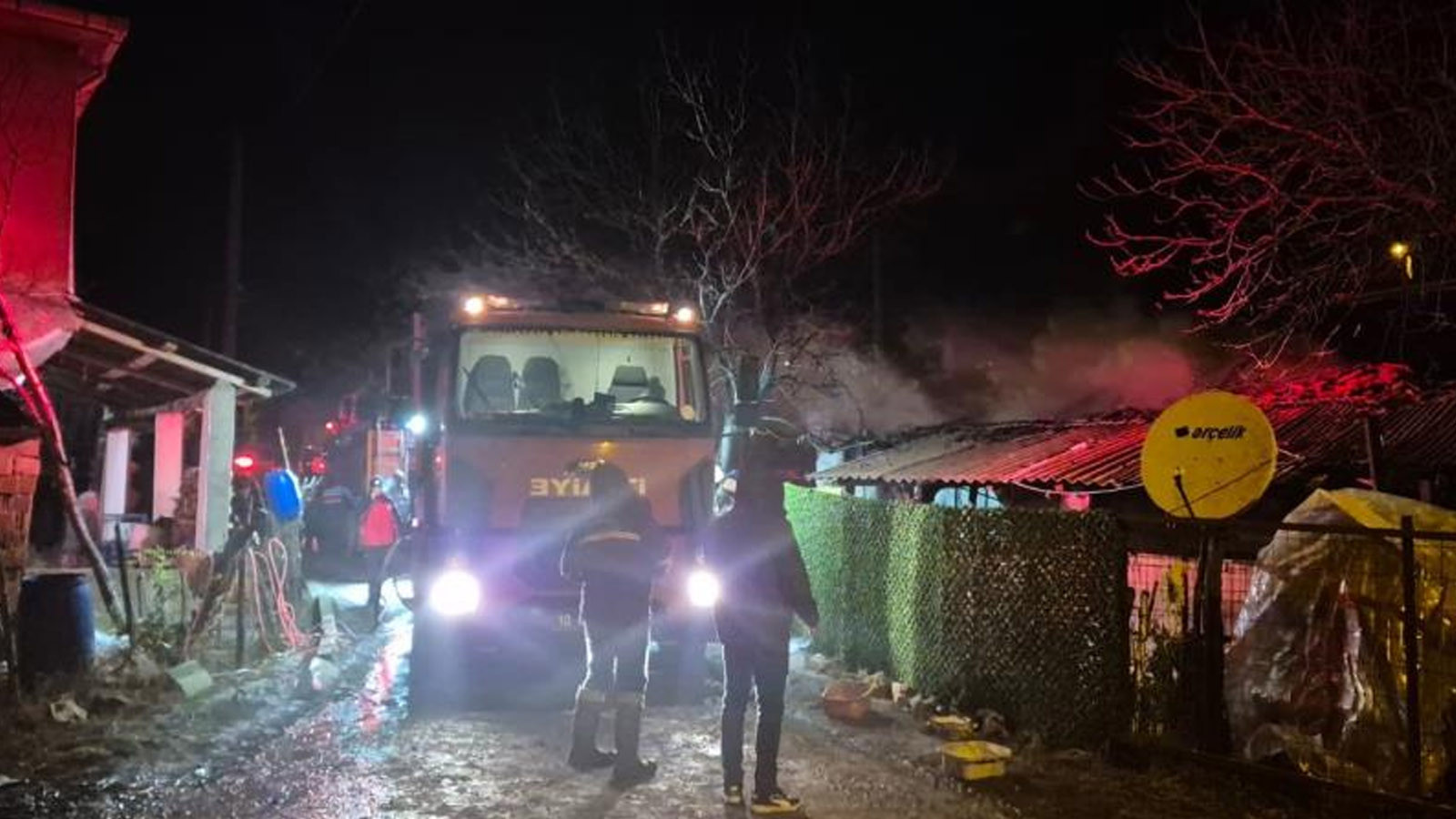 Balıkesir'de ev yangını: Bir kişi feci şekilde hayatını kaybetti