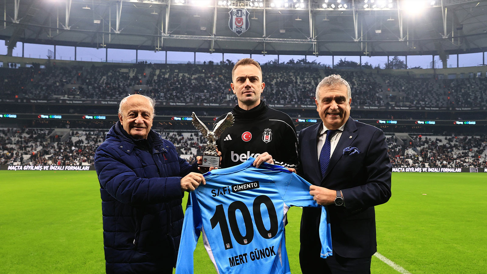 Beşiktaş'ın Milli Yıldızı Fenerbahçe ile Temasa Geçti! Boş Mukaveleye İmza Atıyor!