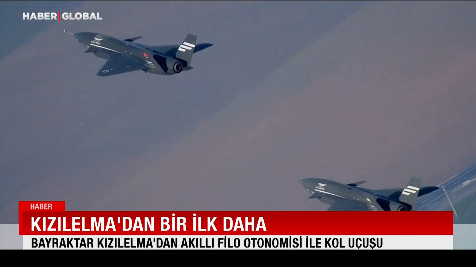 KIZILELMA'dan bir ilk daha: Akıllı filo otonomisi ile kol uçuşu