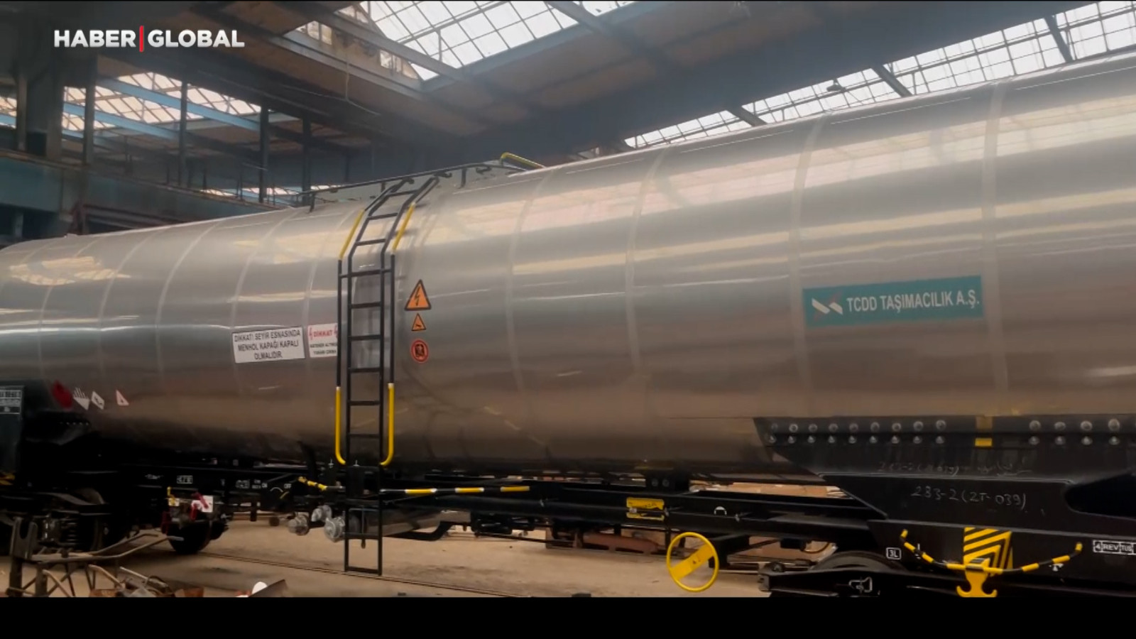 Savunma sanayiine yerli vagon desteği: MSB'ye teslim edildi