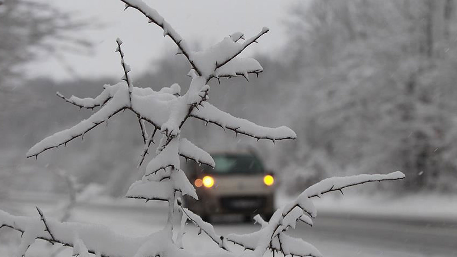 AKOM'dan yılbaşı öncesinde soğuk hava uyarısı: Buzlanma ve kaygan zemine dikkat
