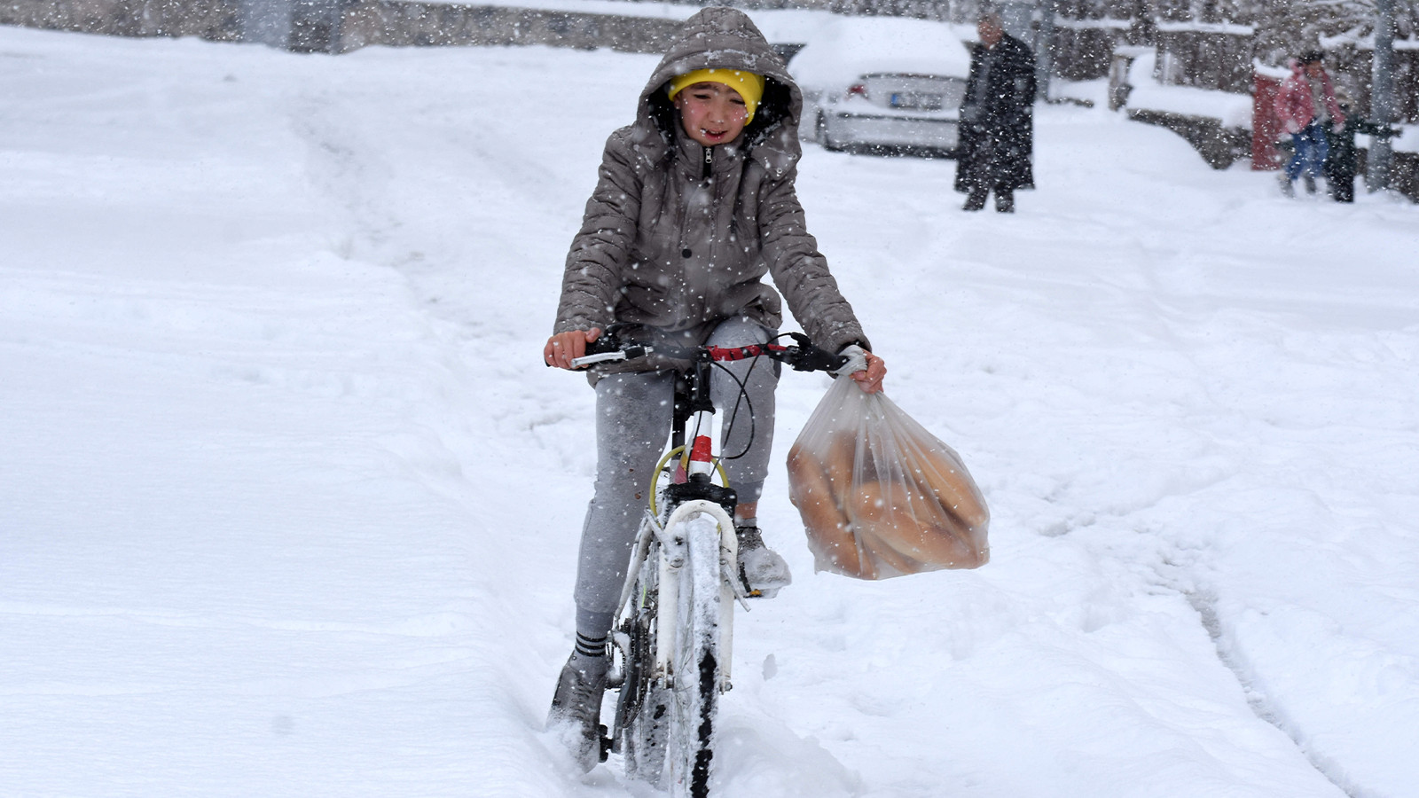 Çok sayıda ilde eğitime kar engeli; okullar yarın tatil edildi