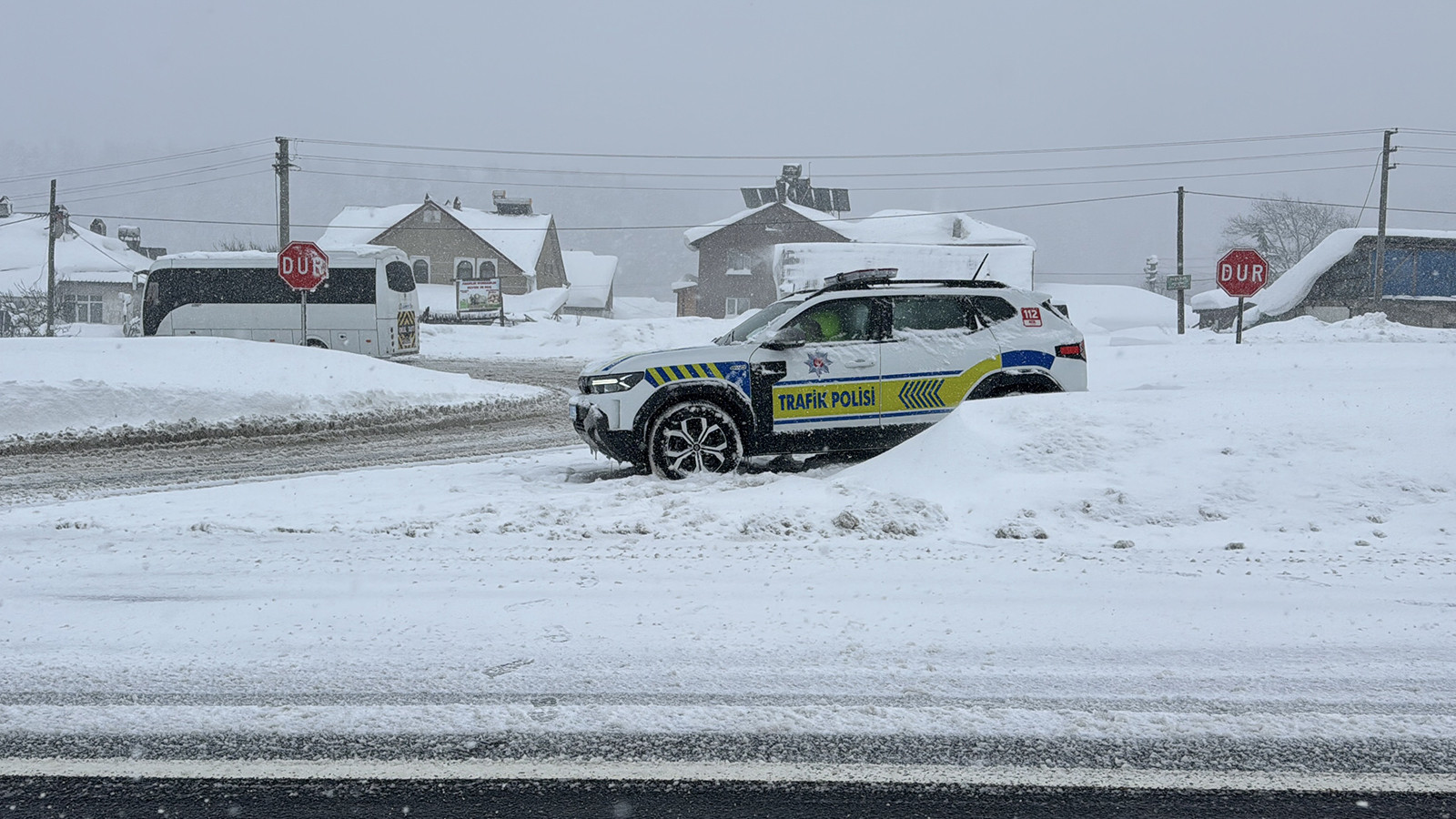 Bolu Dağı ağır tonajlı araçlara kapatıldı
