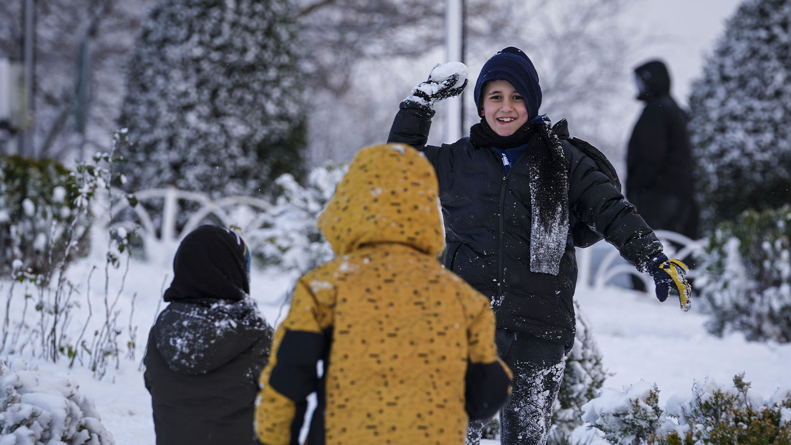 AFAD'dan 27 ile sarı kodlu uyarı: "Ulaşımda aksamalar meydana gelebilir"