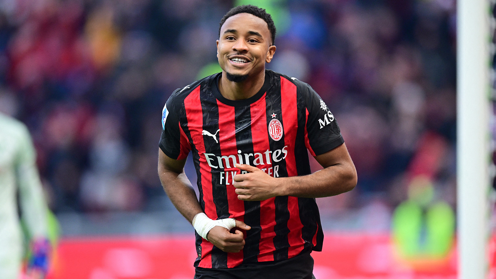 Fenerbahçe'nin transfer gündemindeki Christopher Nkunku sakatlandı