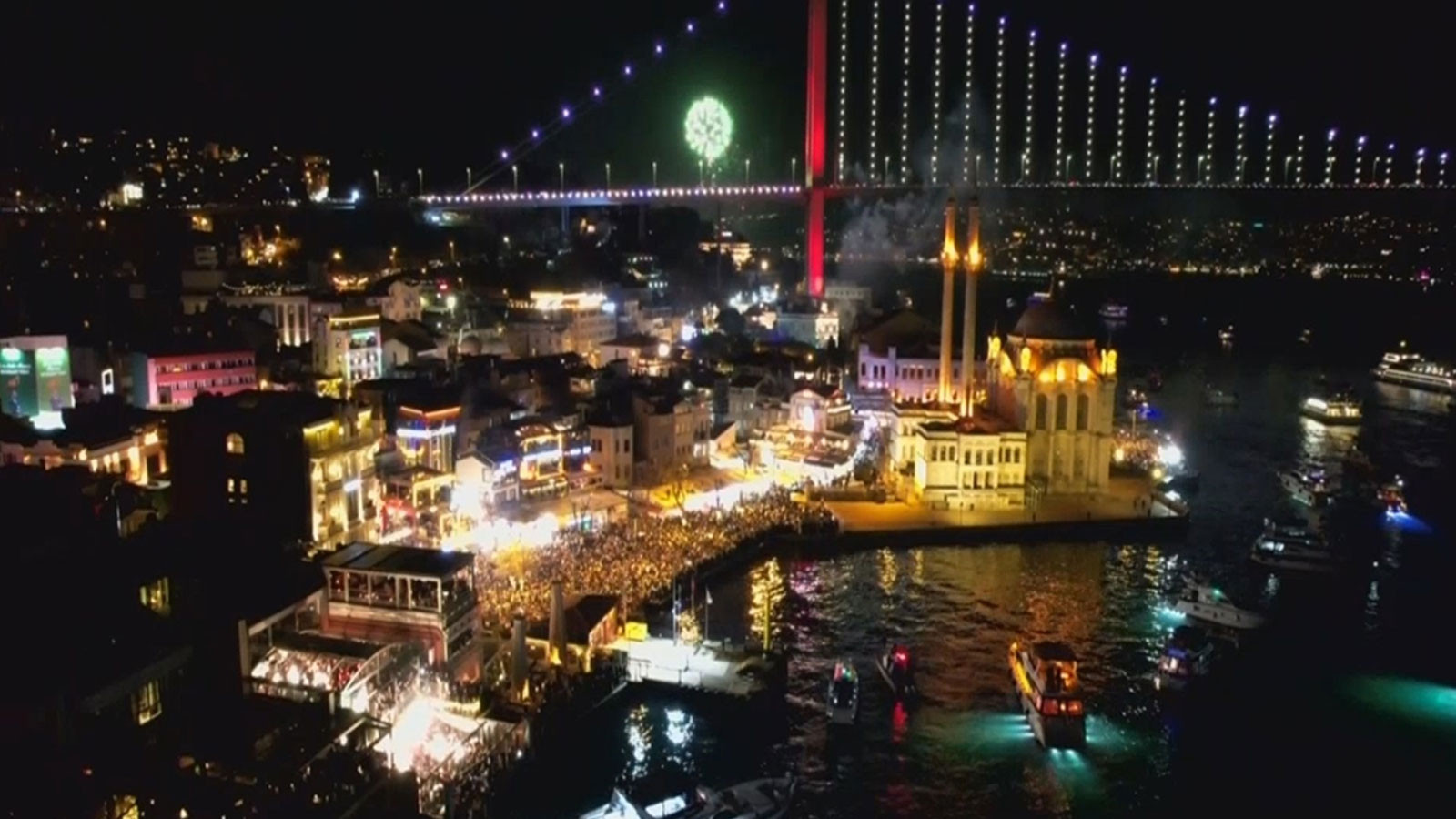 İstanbul'da yeni yıl coşkuyla karşılandı