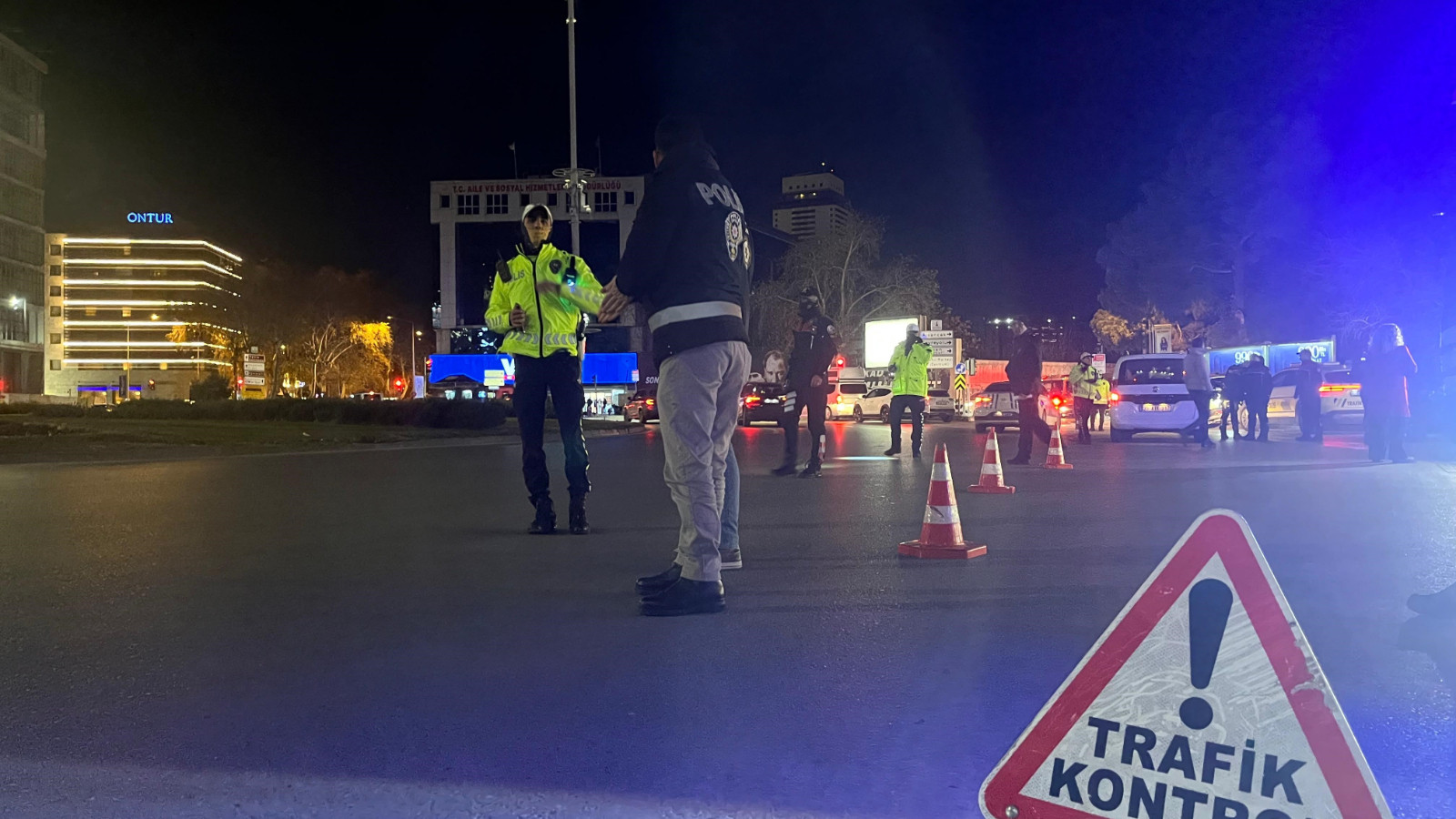 İzmir'de 13 bin personel yeni yıl mesaisinde 