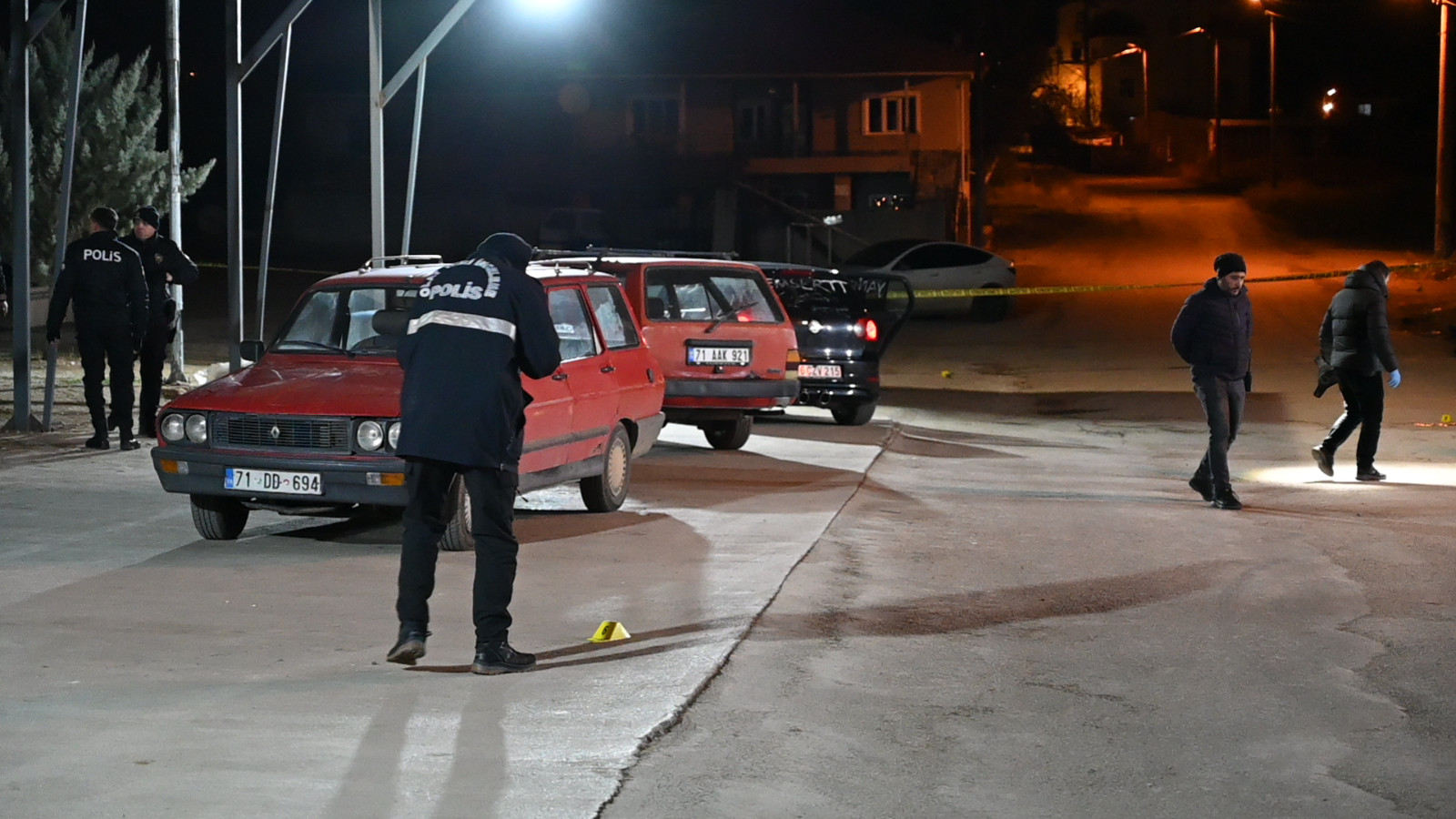 Kırıkkale'de silahlı kavga: Kendisini ve yeğenini yaraladı