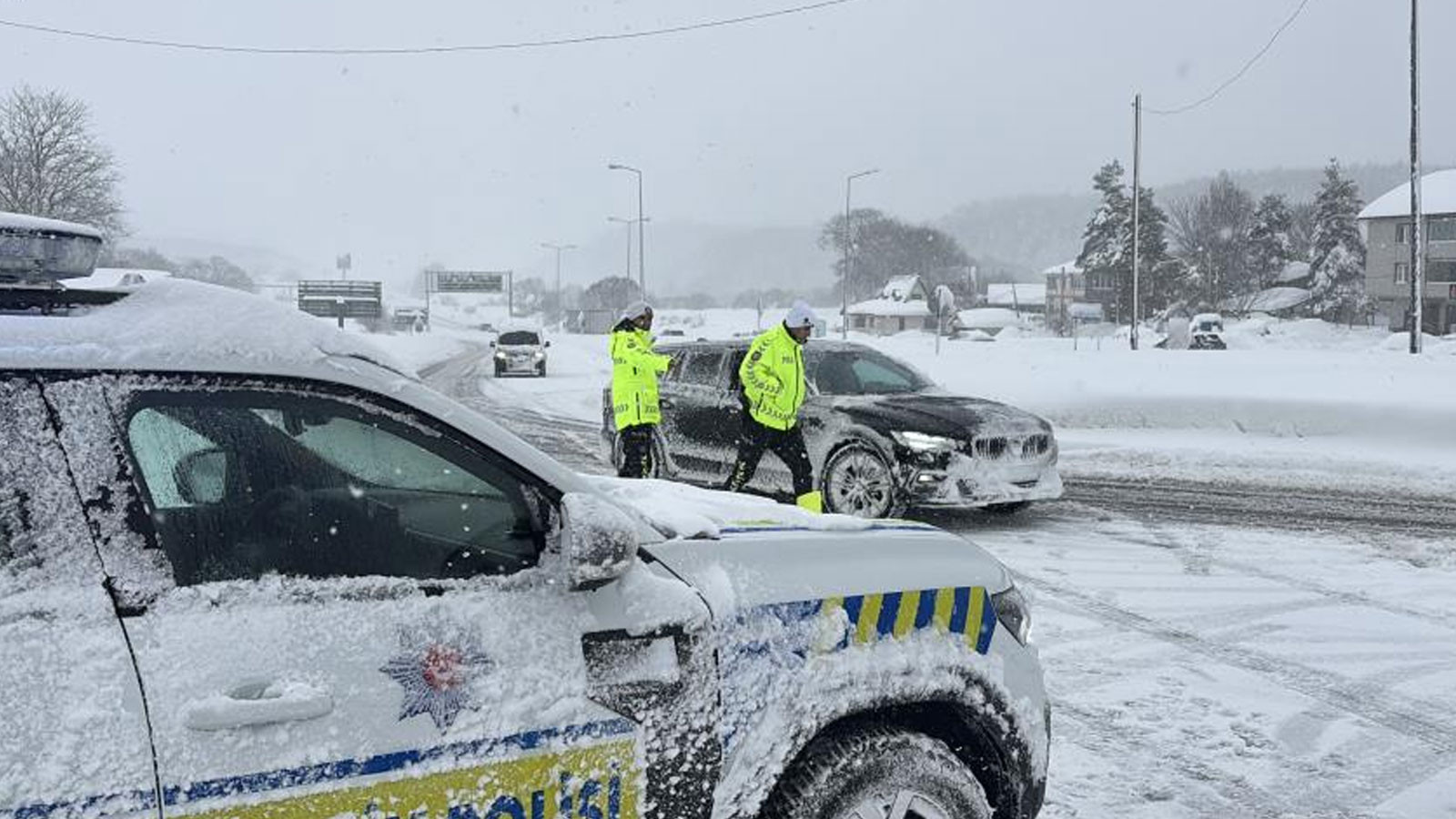 TEM ve D-100’ün Bolu geçişi ağır taşıt trafiğine kapatıldı