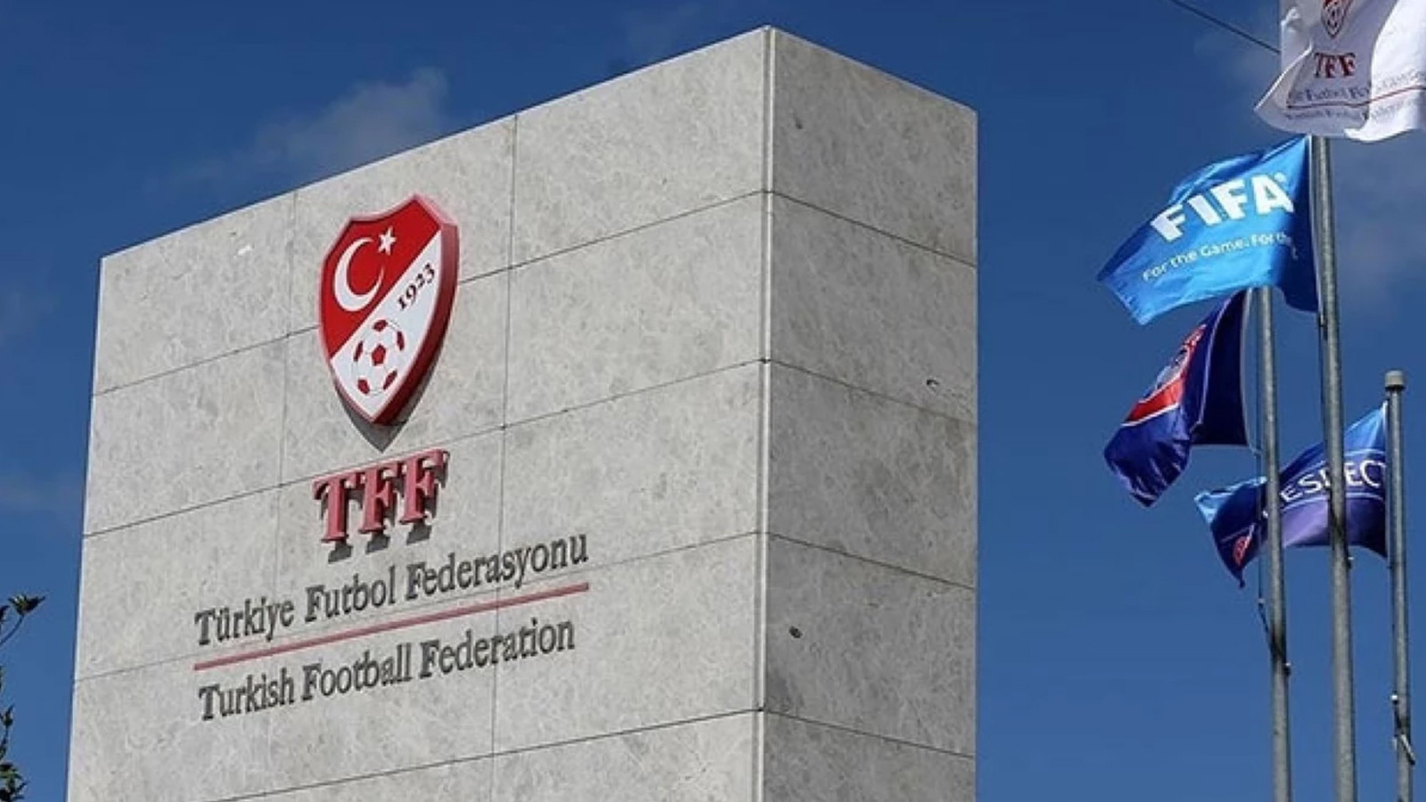 TFF, 2026 yılında FIFA kokartı takacak hakemleri belirledi! İşte o hakemler