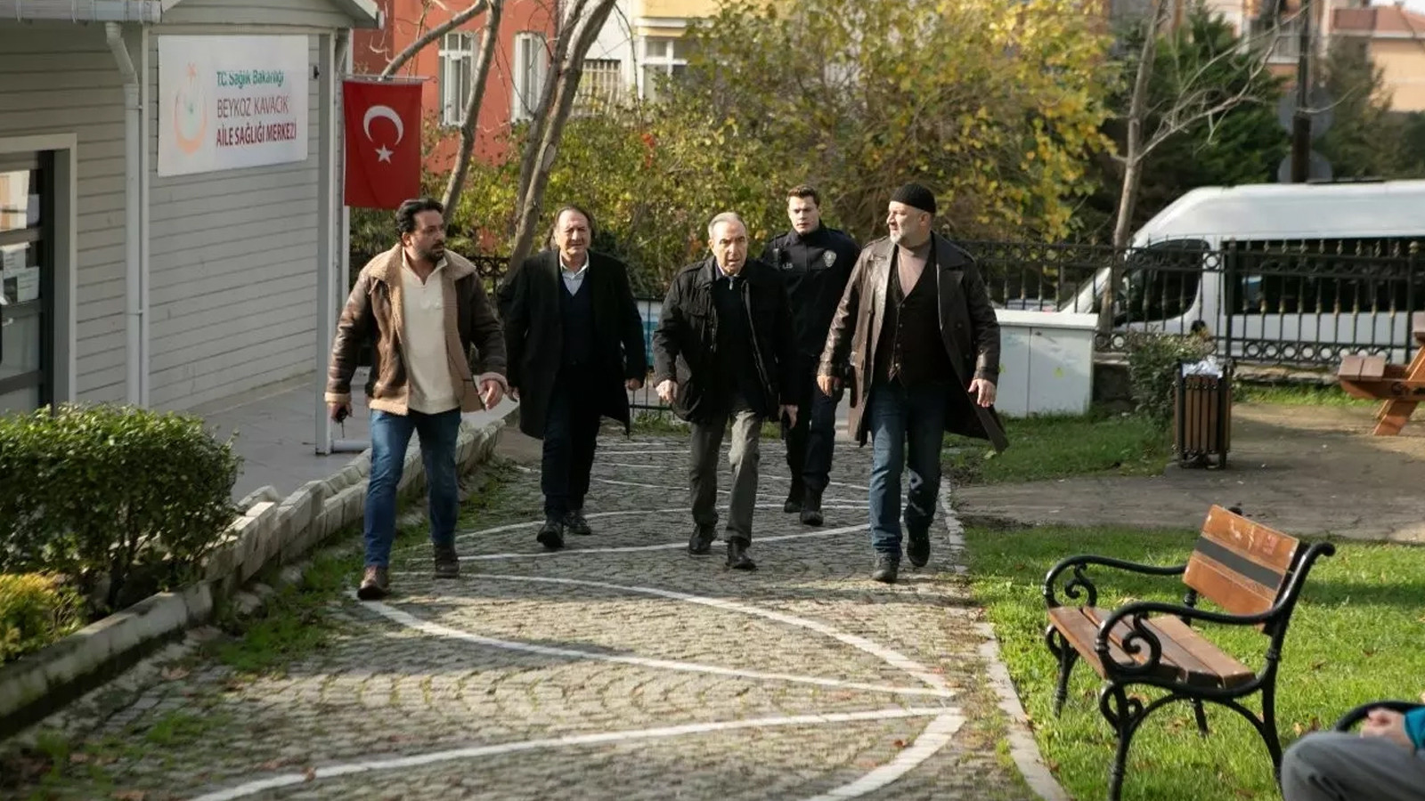 Arka Sokalar bu akşam var mı? Arka Sokaklar yeni bölüm ne zaman?