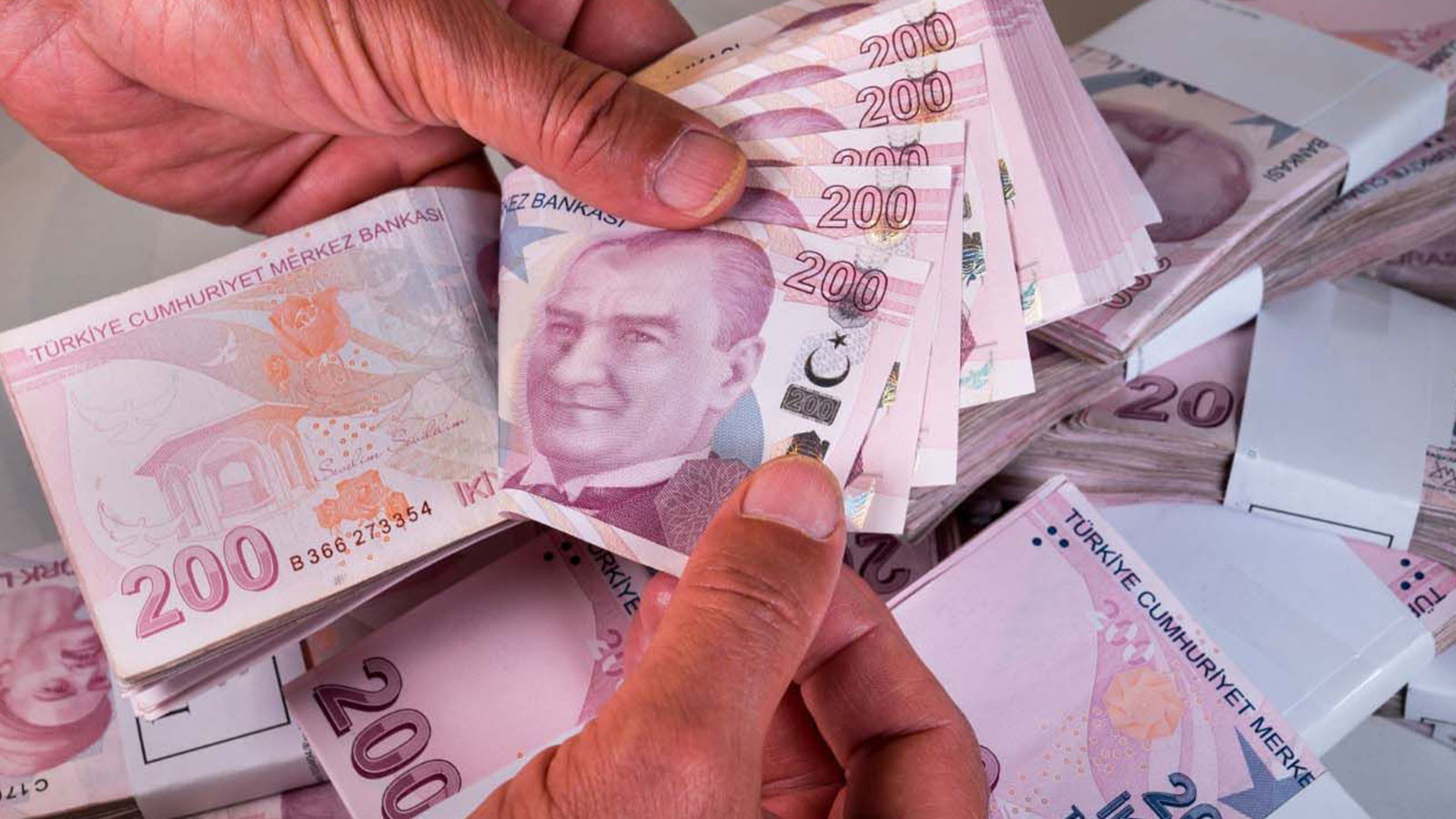 Memur ve emekli zammı belli oluyor!