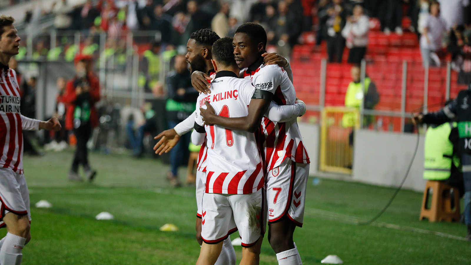 Samsunspor'dan adı Fenerbahçe ile anılan Musaba için flaş hamle!