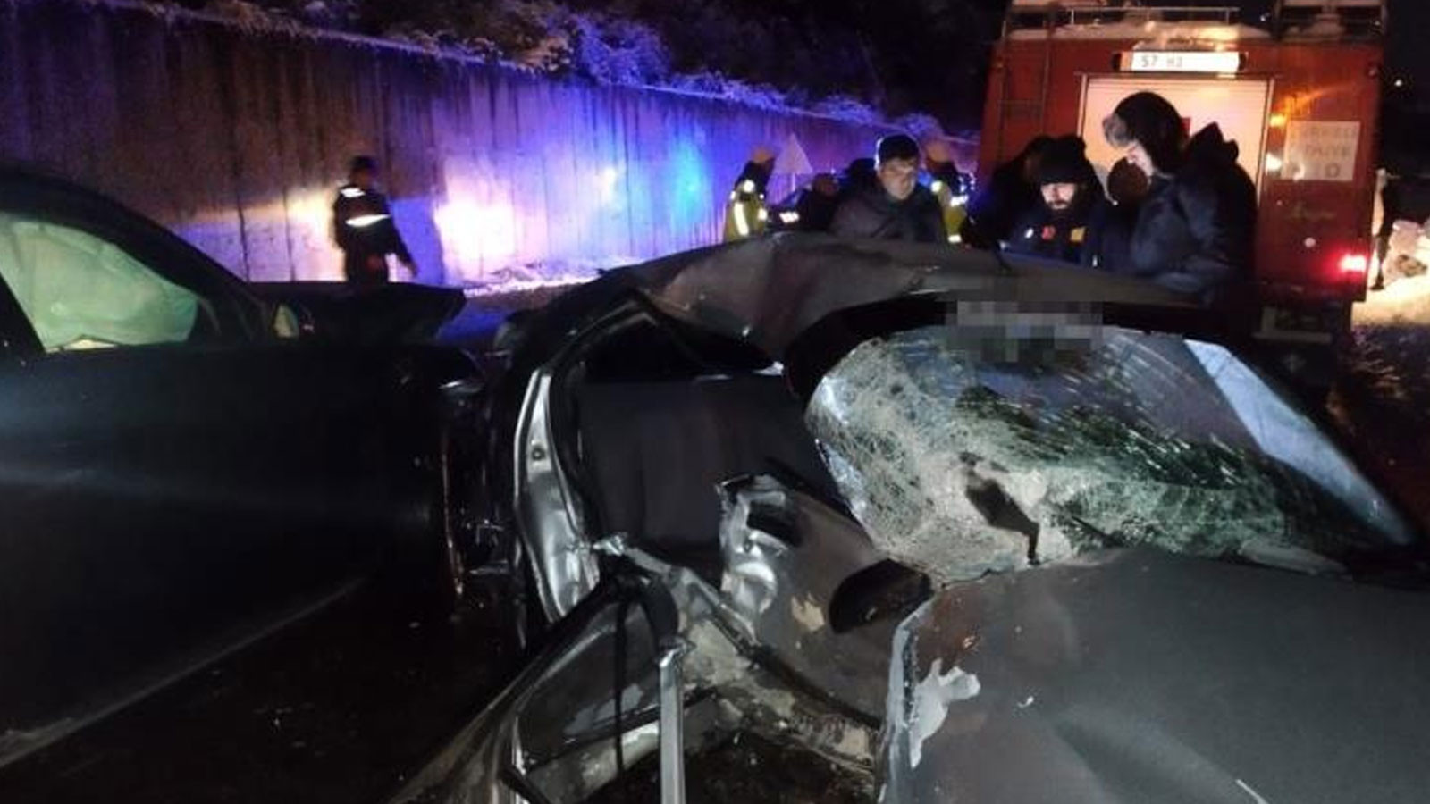 Sinop'ta feci kaza! 2 otomobil kafa kafaya çarpıştı: Ölüler ve yaralılar var