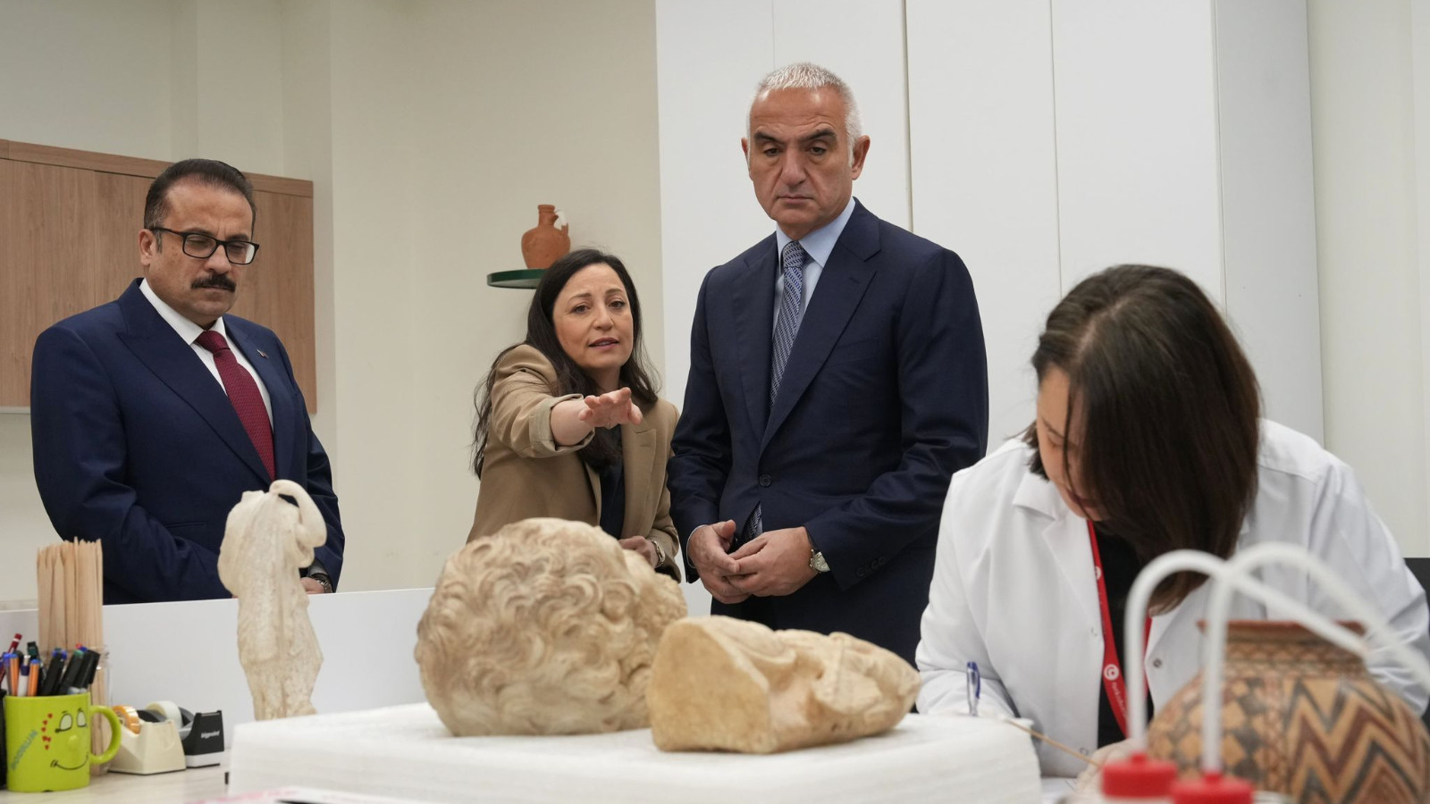 Bakan Ersoy: Kültür varlığı kaçakçılığıyla mücadelede kararlılıkla yol alıyoruz