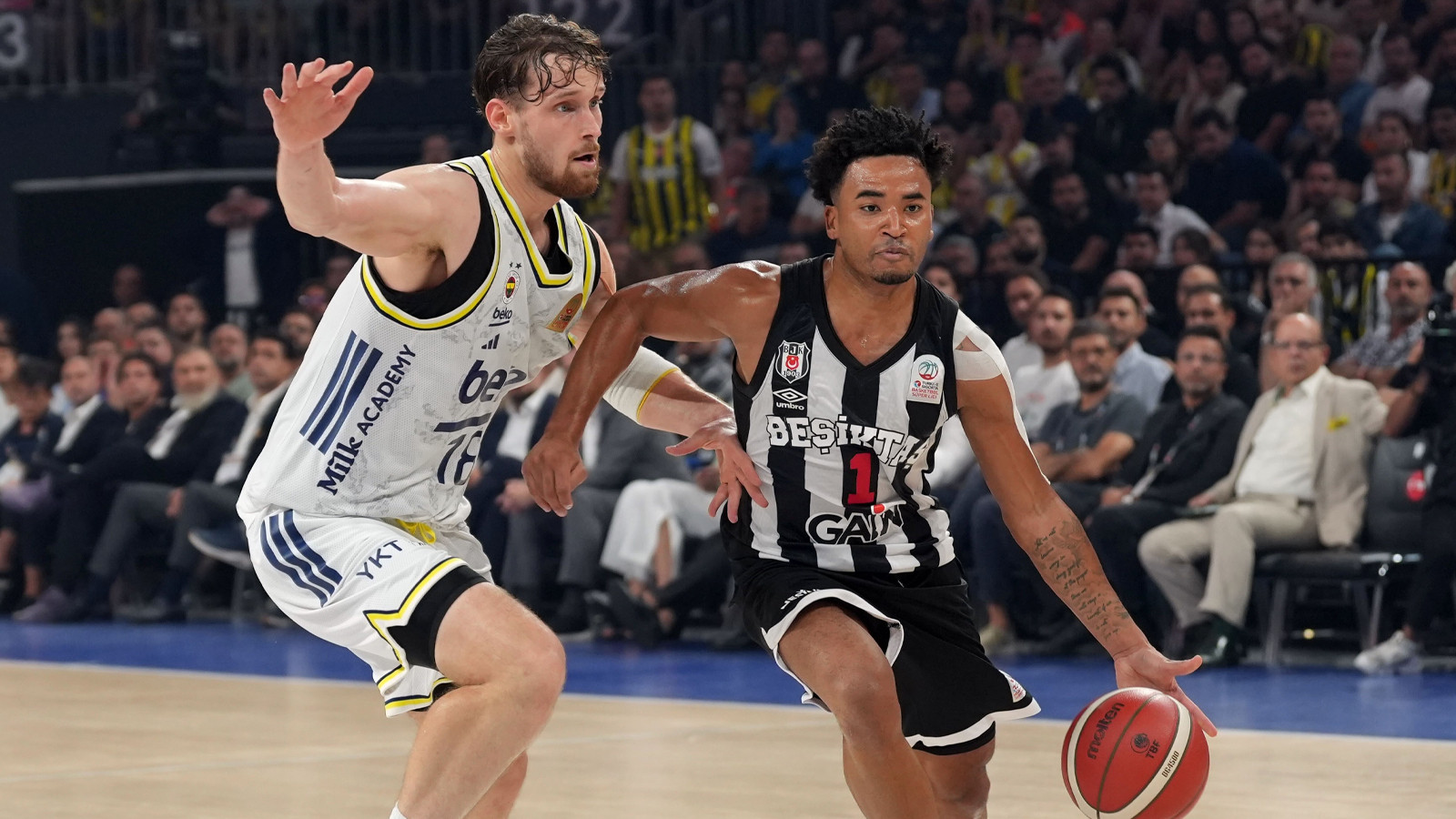 Basketbolda derbi heyecanı yaşanacak