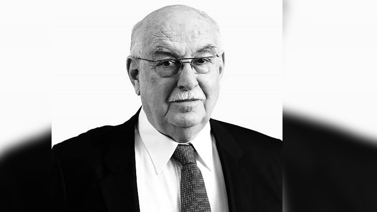 Türkiye'nin en zenginlerindendi: Dev holdingin kurucusu hayatını kaybetti