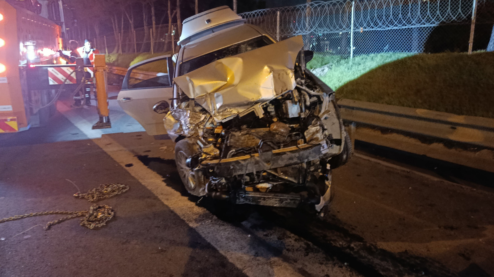 TEM Otoyolu'nda korkunç kaza! Yaralılar var