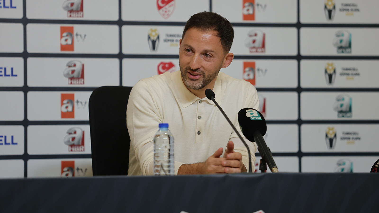Domenico Tedesco: "Galatasaray maçı bizim için güzel bir test olacak"