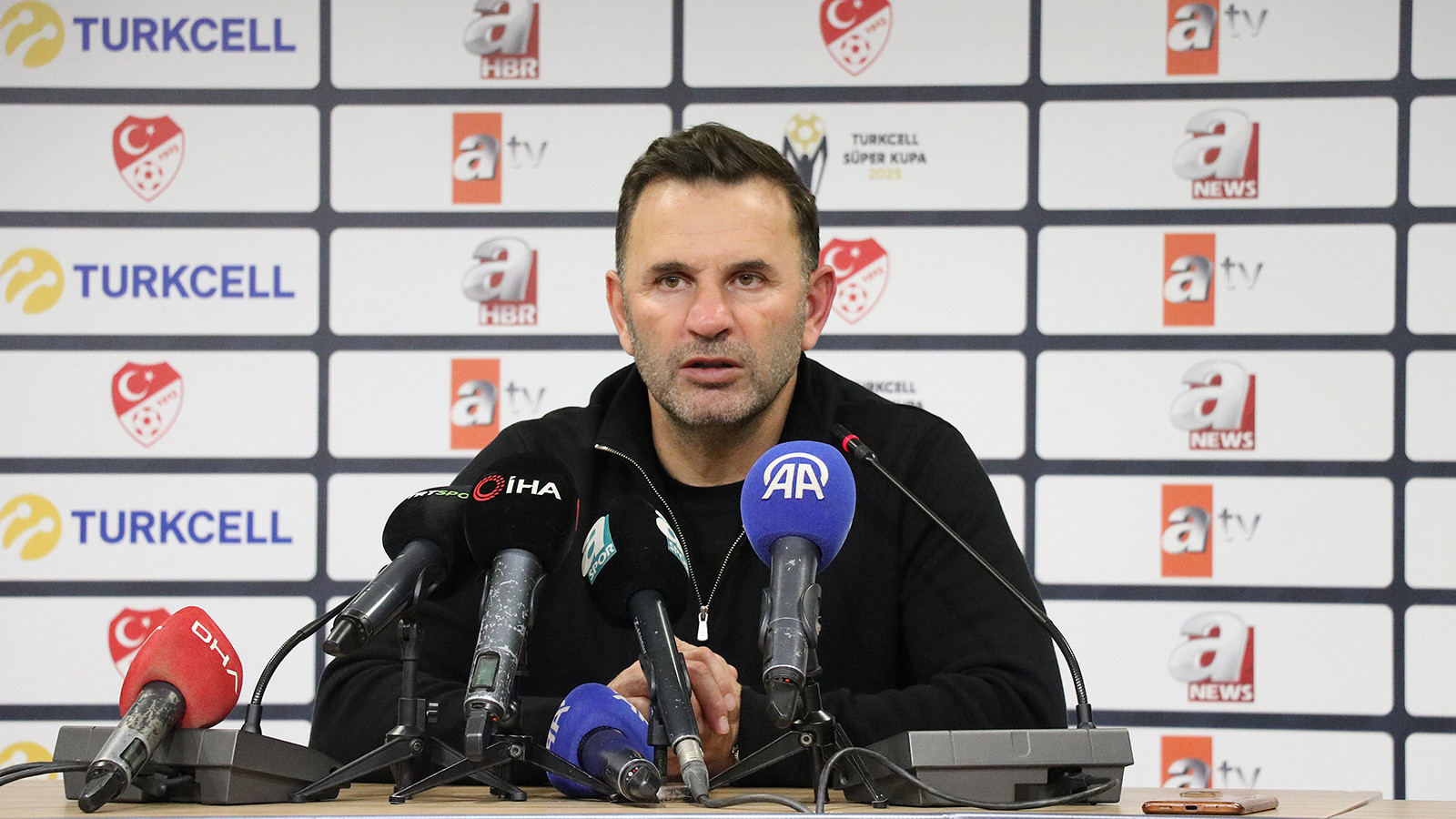 Okan Buruk: "Bizim için psikolojik anlamda önemli bir galibiyetti, finali hak eden takımdık"