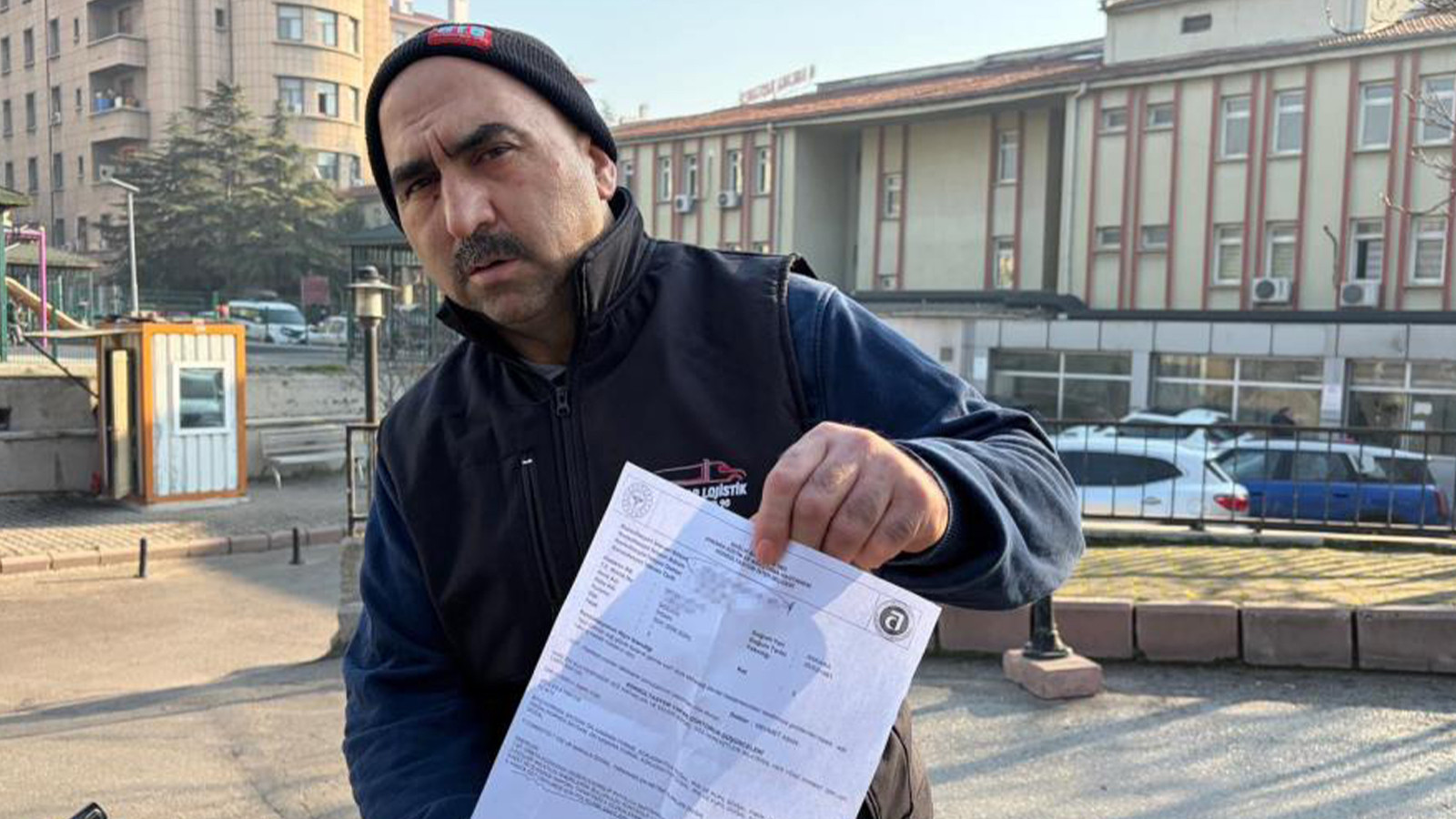 Sigortasız işçiyi patron ve patronun oğlunun darbettiği iddiası