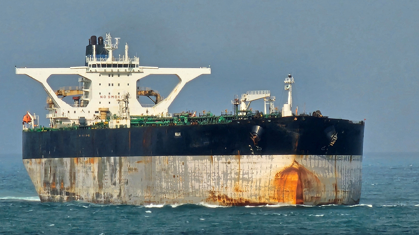 Devlerin düellosu: ABD ve Rusya açık denizde karşı karşıya!