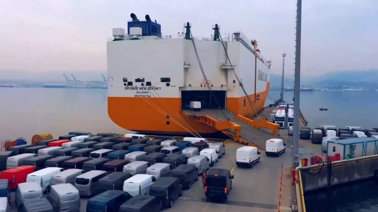 Otomotiv ihracatının dörtte üçü 10 ülkeye gerçekleştirildi