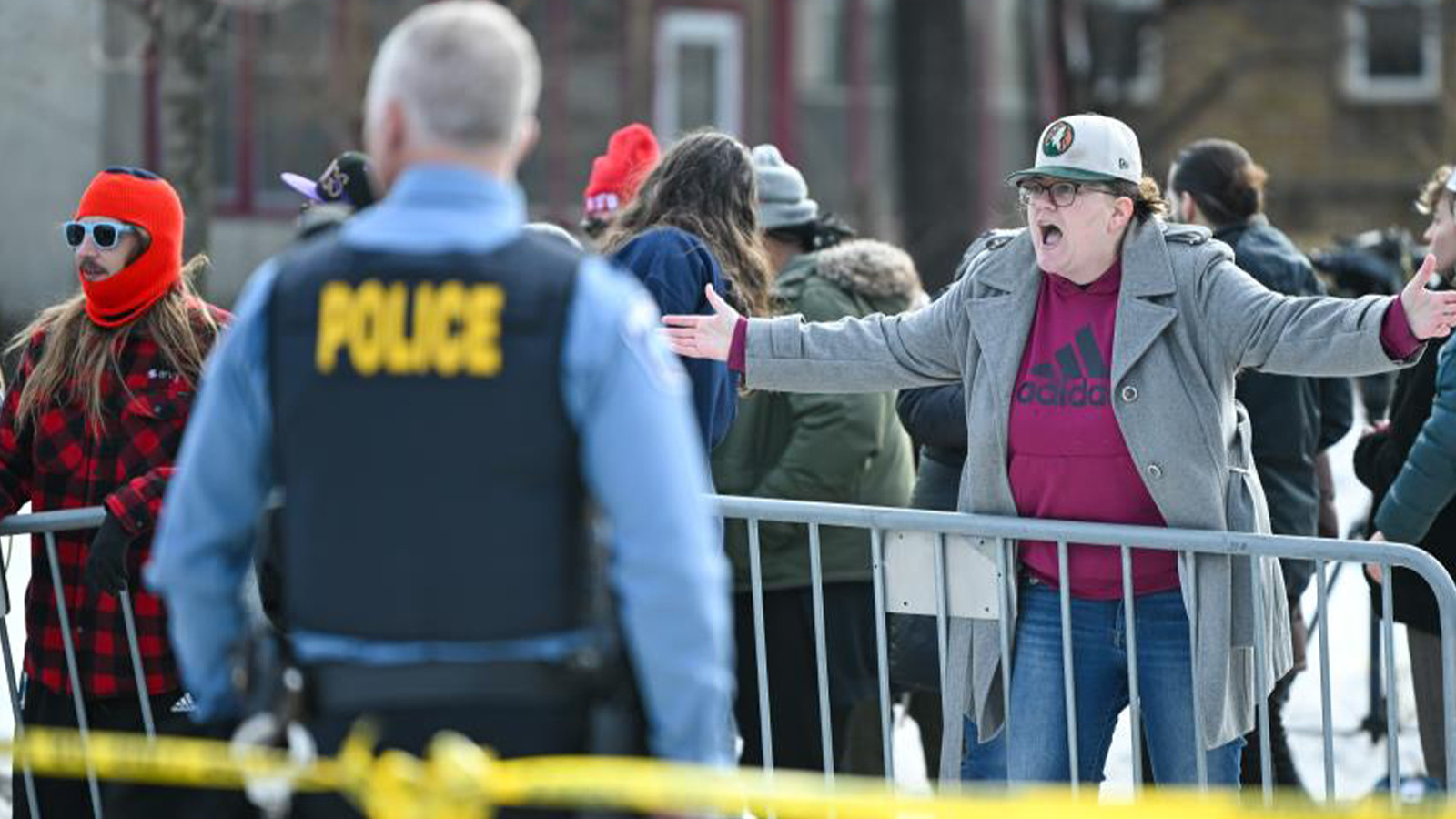 ABD'de ICE ajanından ölümcül müdahale! 37 yaşındaki kadının ölümü sonrası sokaklar karıştı