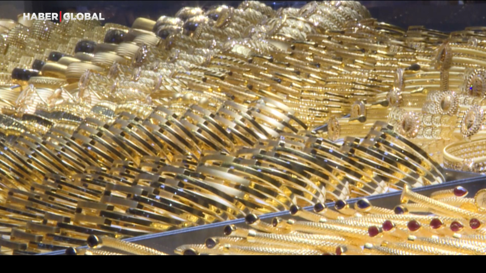 Altın alım satımında nakit dönemi bitiyor mu?