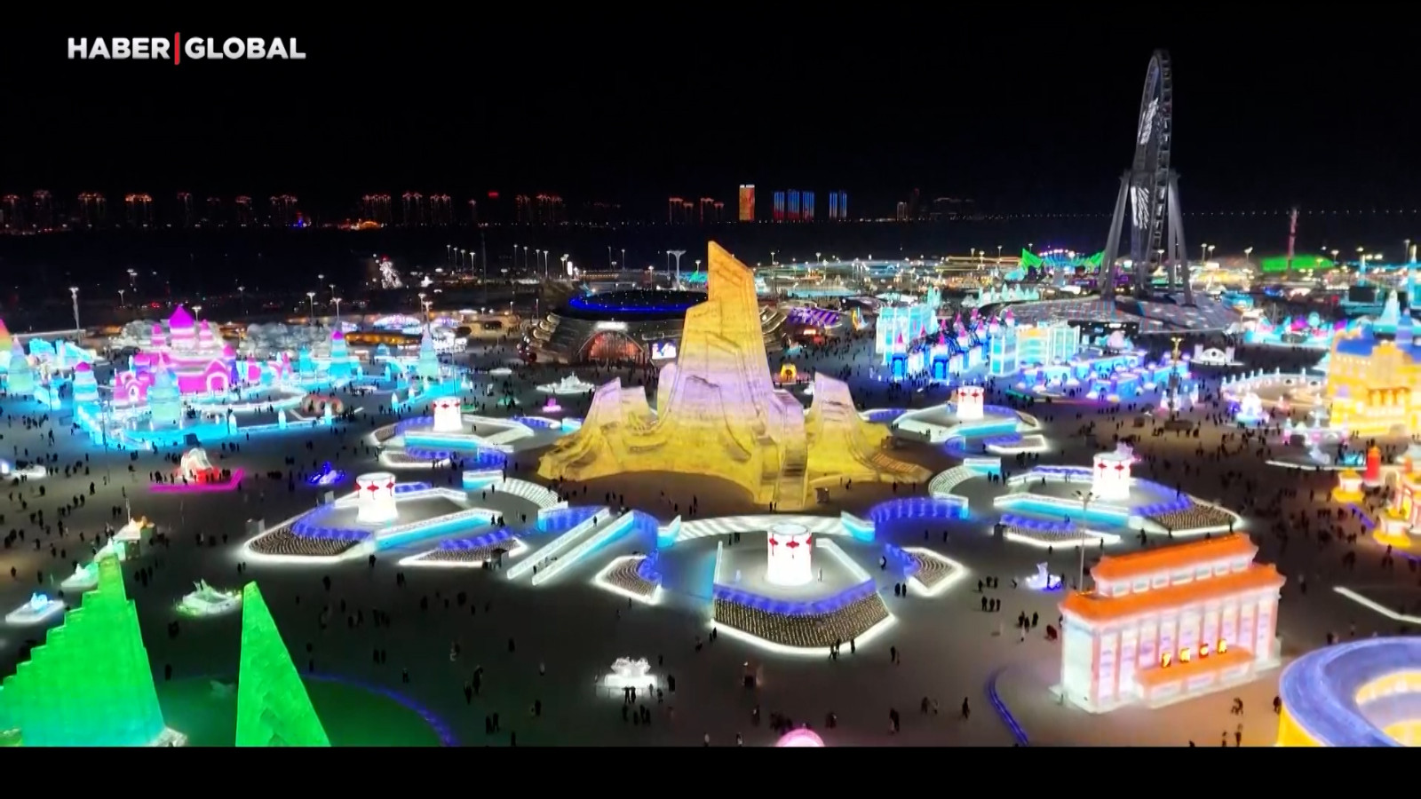 En soğuk festival: Dünyanın dört bir yanından gelen heykeltıraşlar yarıştı