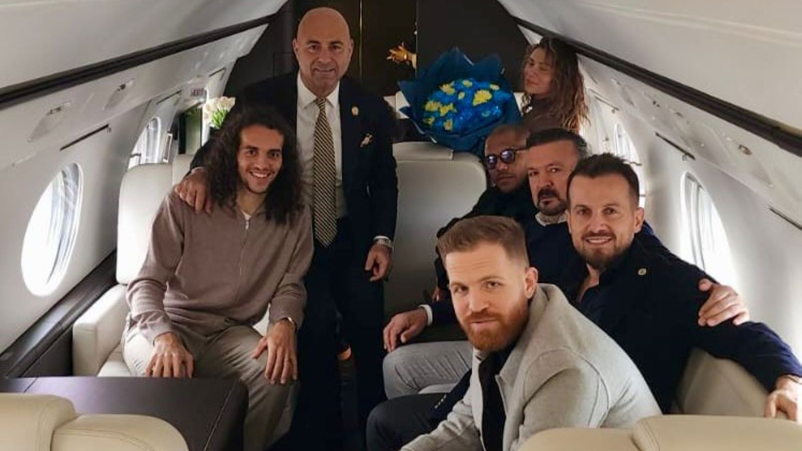 Fenerbahçe Matteo Guendouzi'yi duyurdu: Uçaktan fotoğraf paylaştı