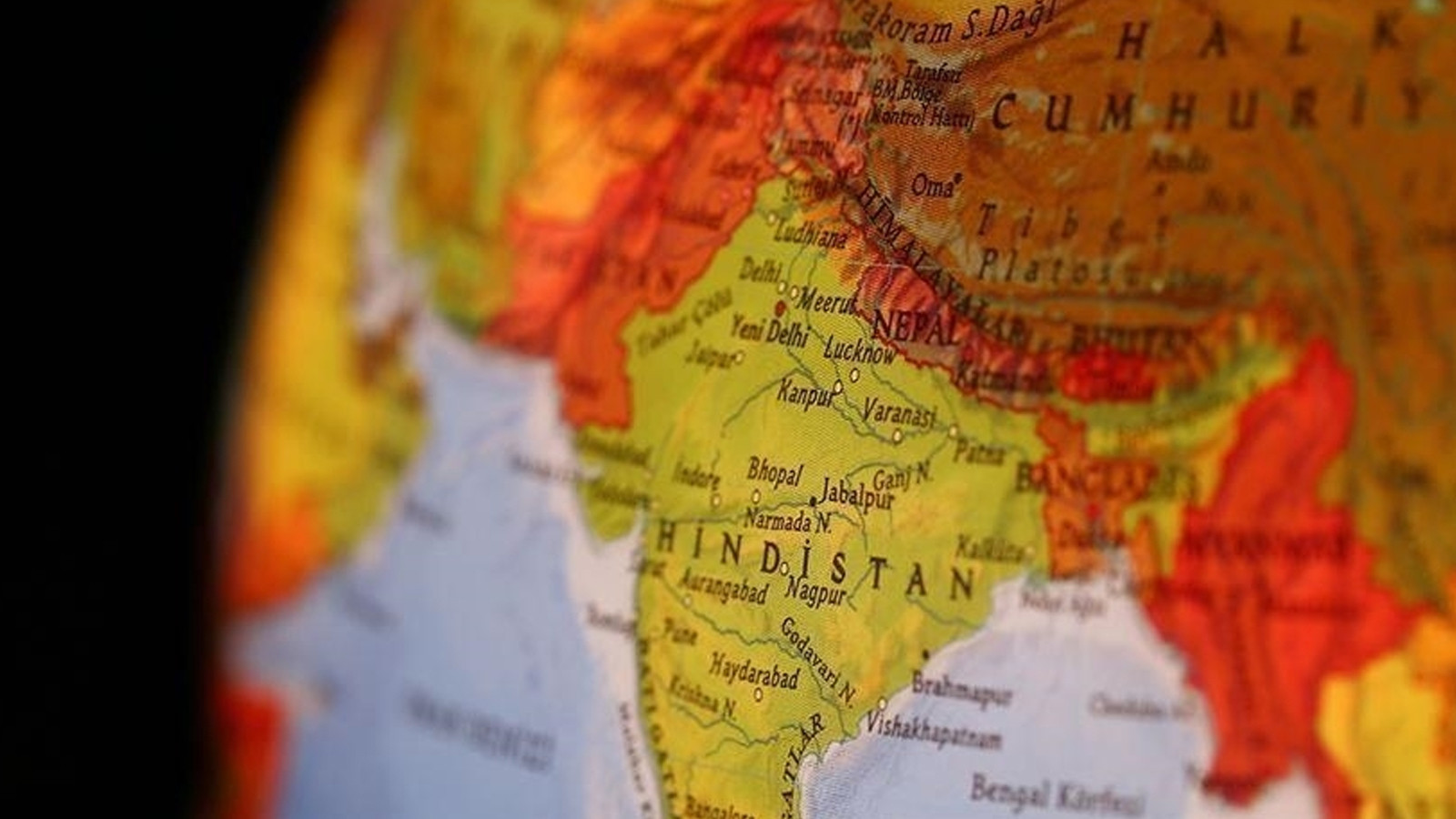 Hindistan'ın Bihar eyaletinde yüzü kapalı müşterilerin kuyumculara girişine yasak