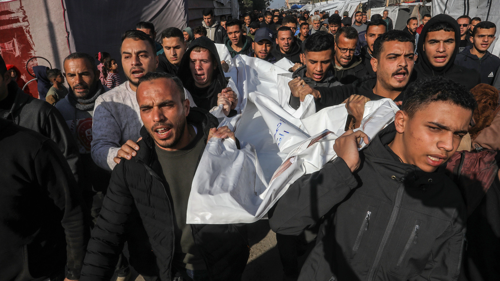 İsrail'in Gazze'ye saldırılarında can kaybı 71 bin 395'e yükseldi