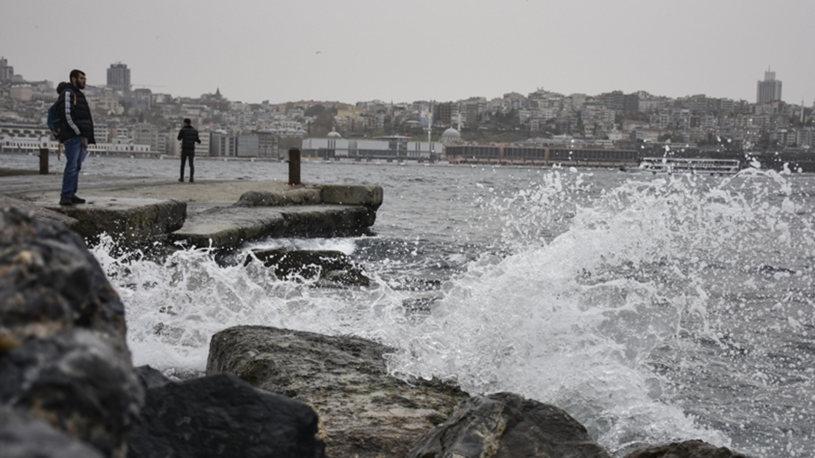 İstanbul Valiliği fırtınanın bilançosunu açıkladı